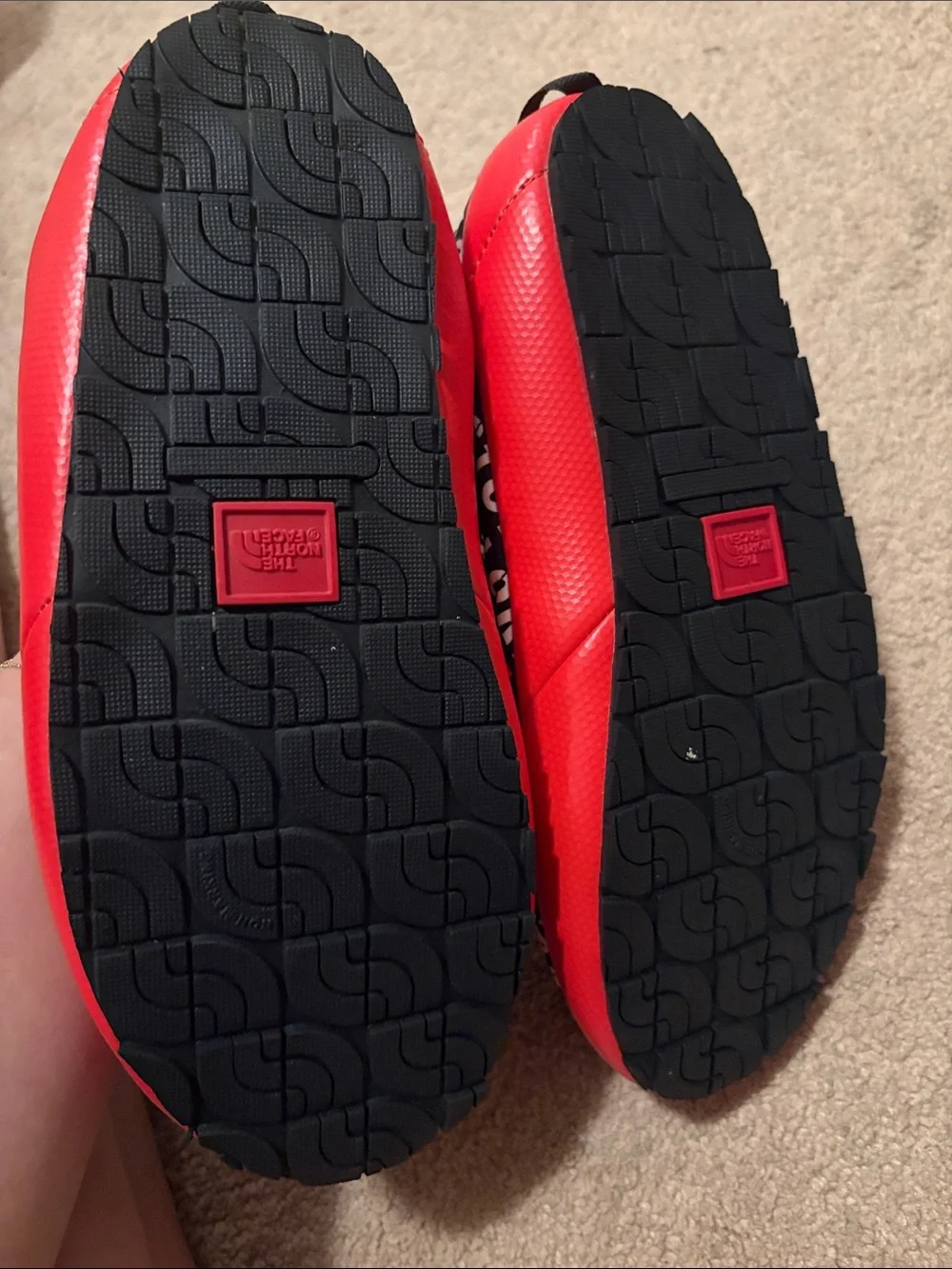 The North Face quilted slip
